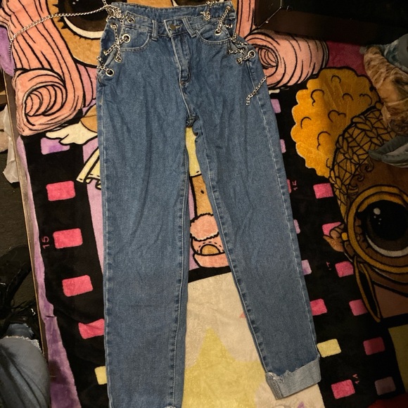 Jeans - Picture 1 of 3